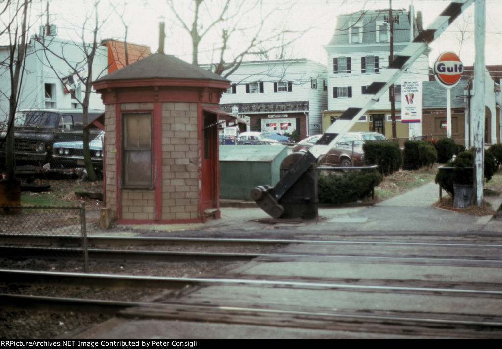 South Amboy NJ - Crossing Shanty